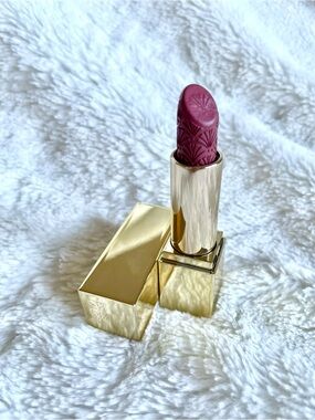 Estée Lauder Limited Edition Strictly Confidential Matte Lipstick